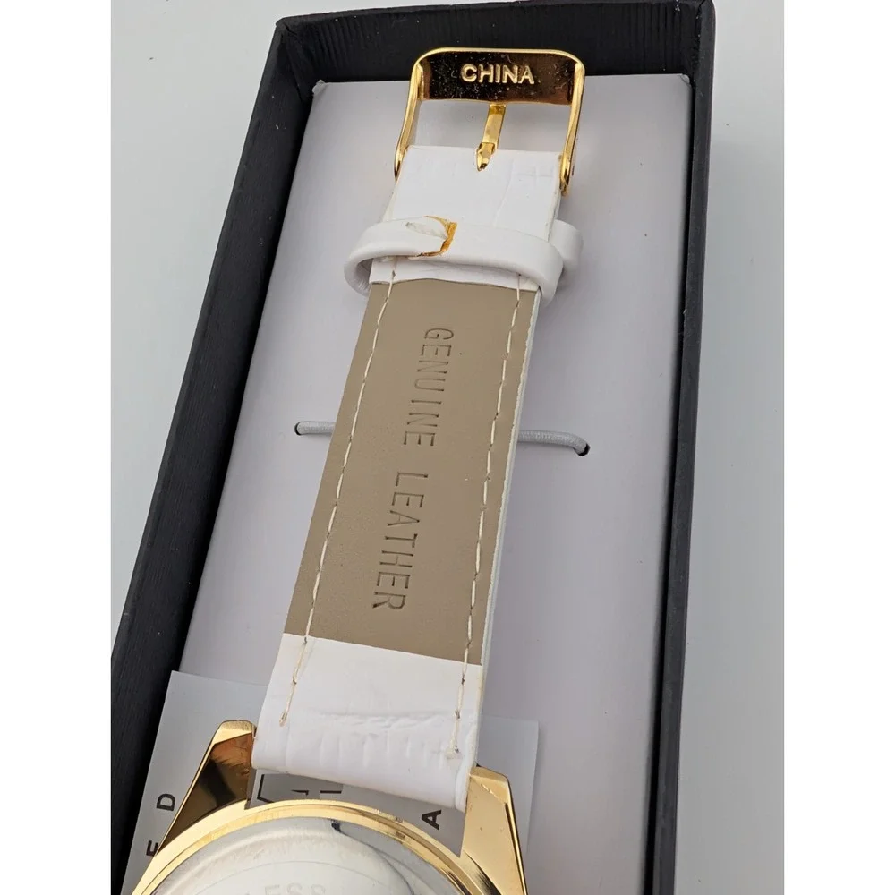 Manhattan by Croton Watch Women 40mm Case Pave Bezel White‎ Band New w/ Box